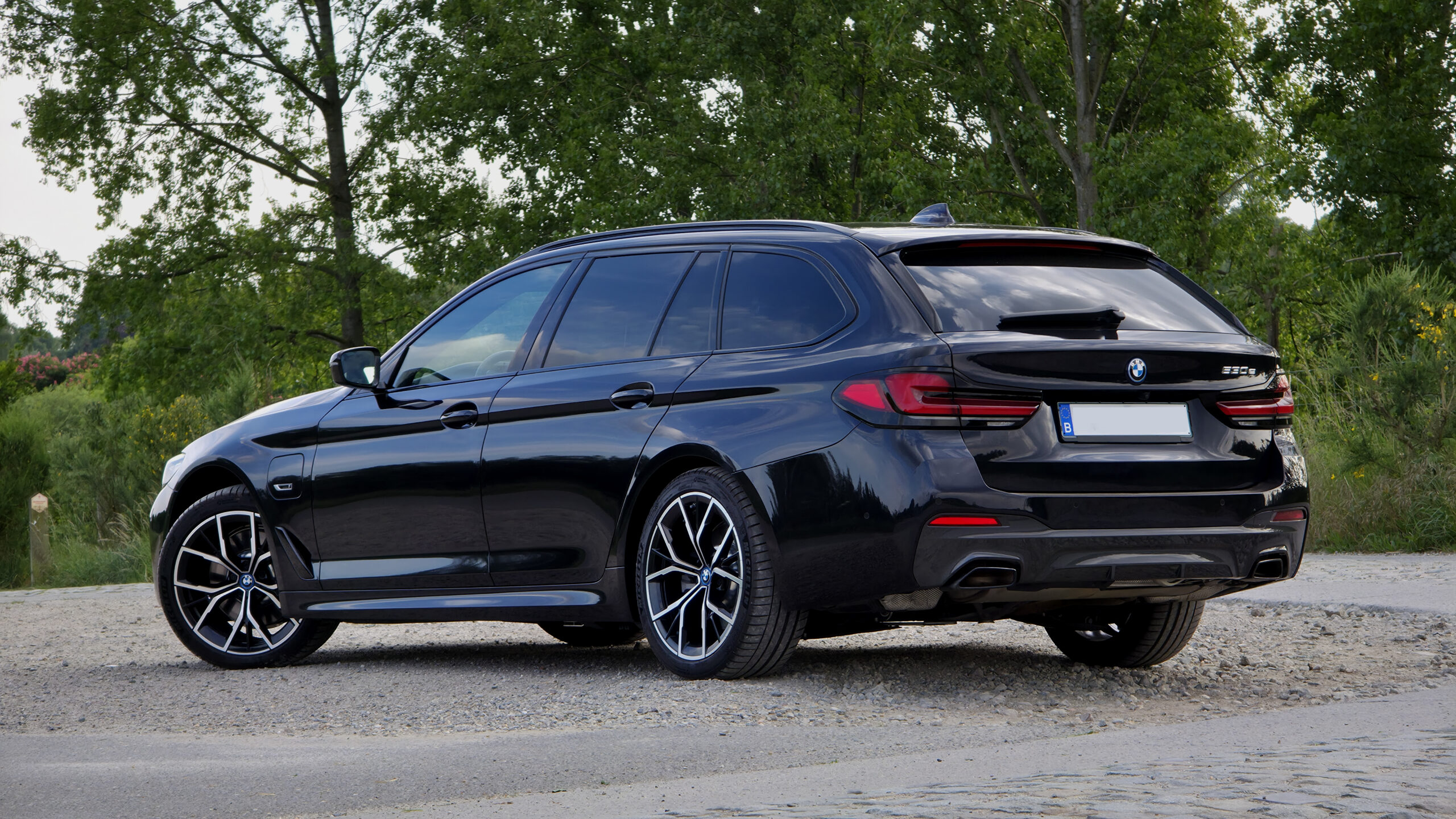 BMW 530e