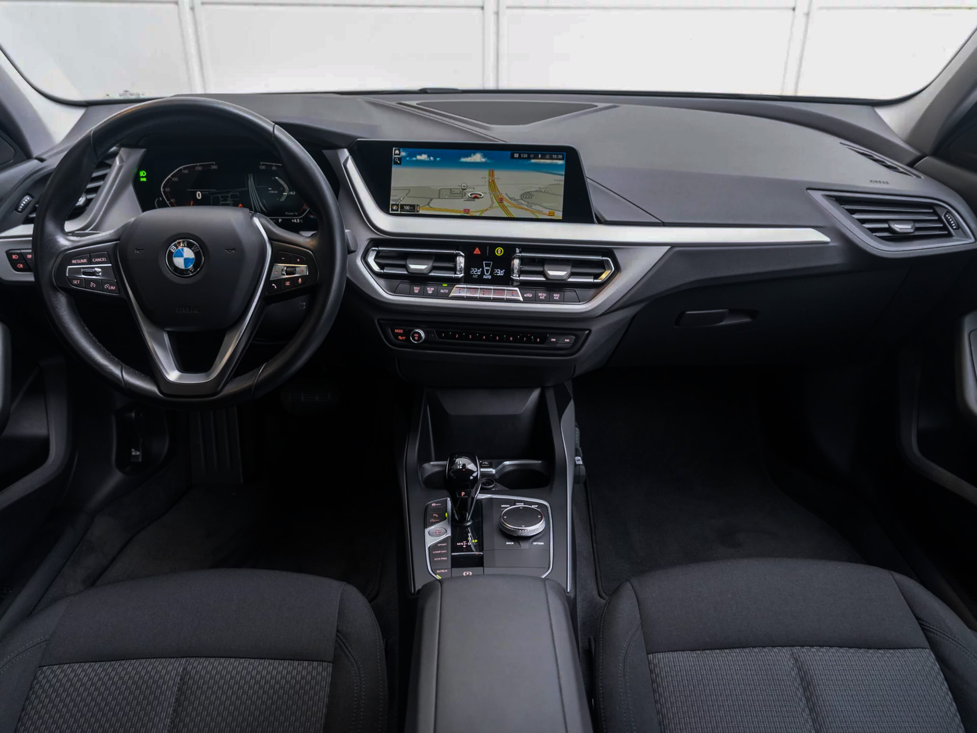 BMW 118i 140pk Benzine Automaat Advantage