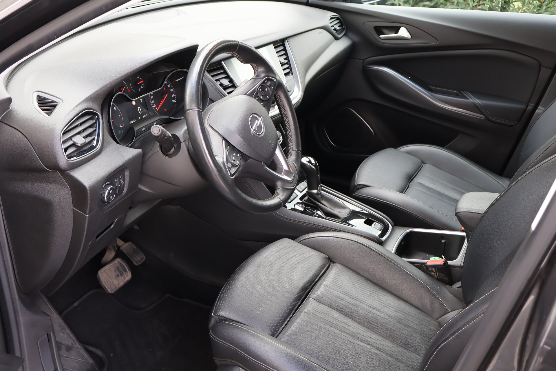 Opel Grandland X 1.2 Turbo Ultimate | Navi | Leder | Camera | PDC | Keyless