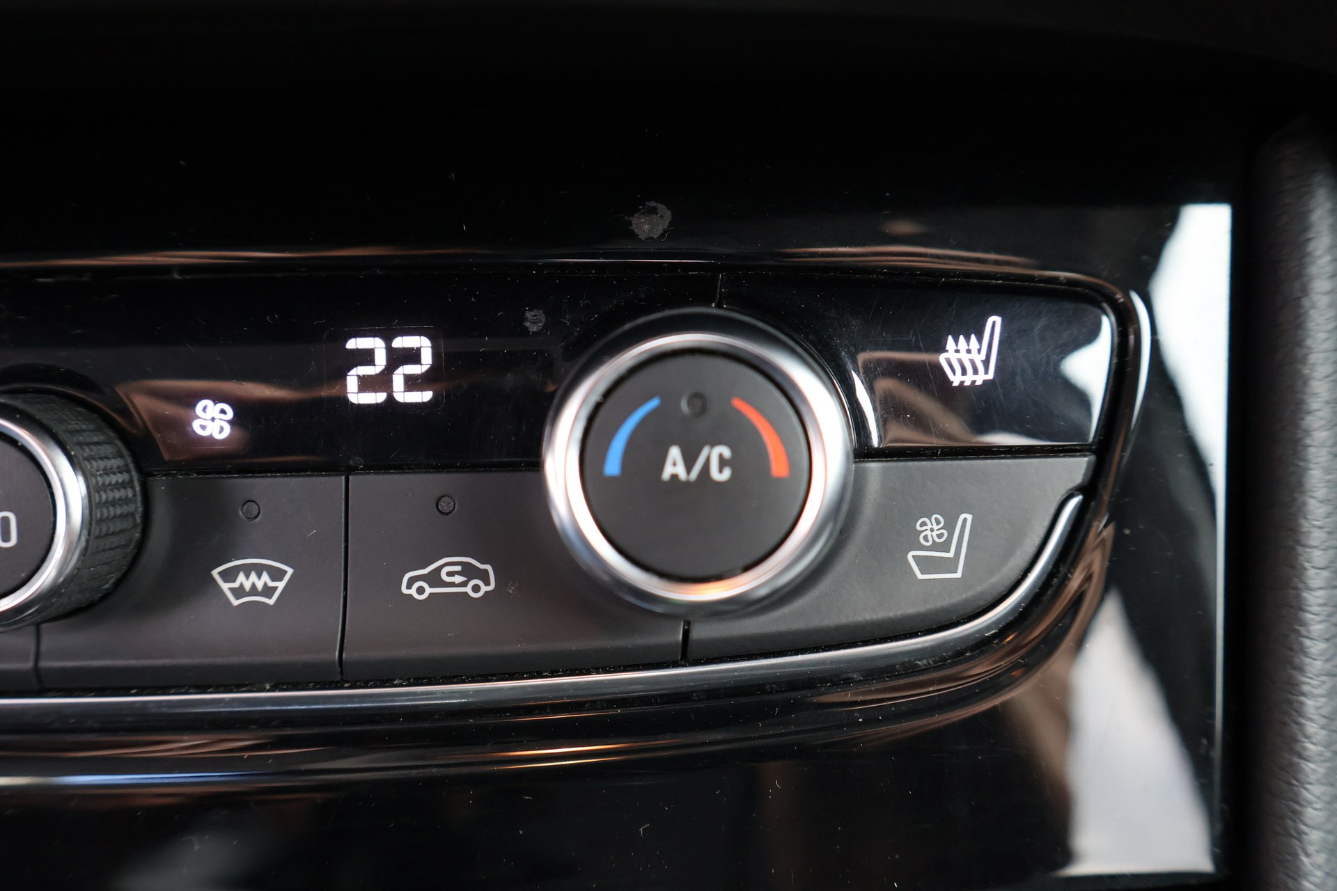 Opel Grandland X 1.2 Turbo Ultimate | Navi | Leder | Camera | PDC | Keyless